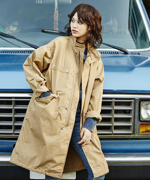 HYSTERIC GLAMOUR（ヒステリックグラマー）の「スタンドカラーシェル