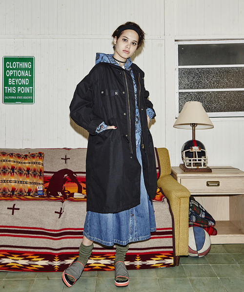 HYSTERIC GLAMOUR（ヒステリックグラマー）の「スタンドカラーシェル