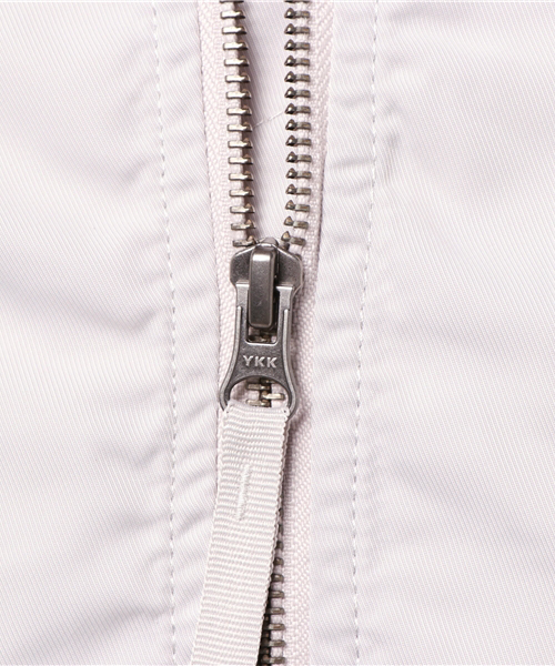 LBC(エルビーシー)の「袖刺繍MA-1 (MA-1・レディース・ライトグレー/オリーブ・MEDIUM/LARGE)」の8枚目の写真