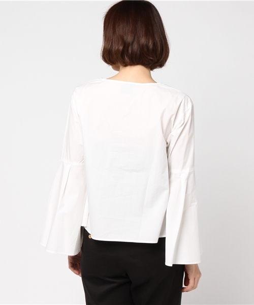 And Curtain Call（アンドカーテンコール）の「And Curtain Call(アンド カーテンコール)   袖ﾌﾚｱｰ ｼｬﾂ（シャツ/ブラウス・レディース・ホワイト/ブルー・FREE）」の5枚目の写真