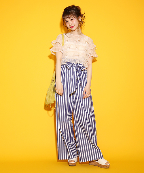 one after another NICE CLAUP（ワンアフターアナザーナイスクラップ）の「チュールフリルトップス（Tシャツ/カットソー・レディース・ベージュ/キャメル/ブラック・FREE）」の10枚目の写真