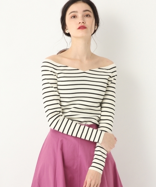 A part by（アパートバイ）の「【洗濯機で洗える/前後2WAY】12GVPハートネック２WAY/LS　782764（ニット/セーター・レディース・ブラック/パープル/グレー/グリーン/ホワイト系その他・LARGE/MEDIUM）」の2枚目の写真