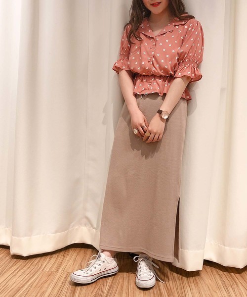 one after another NICE CLAUP（ワンアフターアナザーナイスクラップ）の「小紋花柄開襟ブラウス（シャツ/ブラウス・レディース・ブラック/サックスブルー/コーラルピンク・FREE）」の5枚目の写真