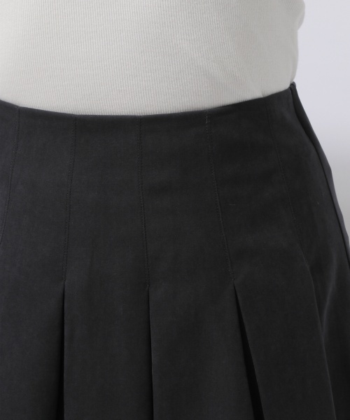 laboratory work（ラボラトリーワーク）の「タックフレアースカート（スカート・レディース・カーキ/ネイビー/パープル/マスタード・SMALL/MEDIUM）」の19枚目の写真