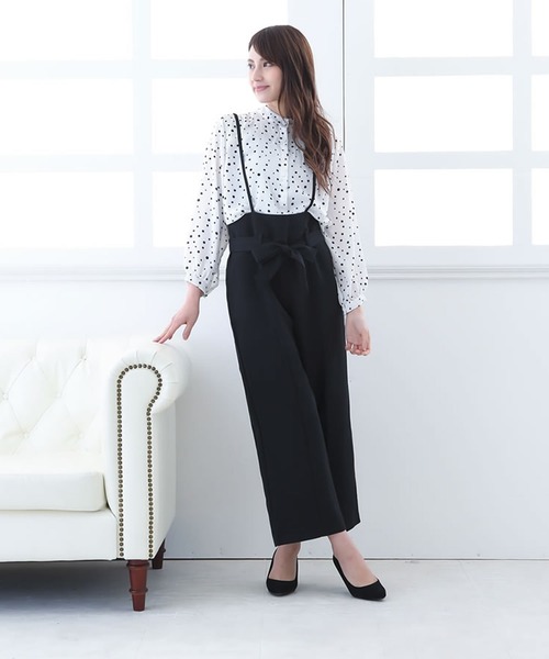 Grandeir(グランディール)の「フロントリボンハイウエストワイドサロペット(サロペット/オーバーオール・レディース・ブラック/ネイビー/グレー/モカ/ブラウン系その他・M/L)」の16枚目の写真