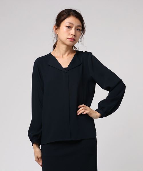12Twelve Agenda(トゥエルブ アジェンダ)の「折り返しノーカラーブラウス(シャツ/ブラウス・レディース・ネイビー/オフホワイト/ラベンダー・M)」の1枚目の写真