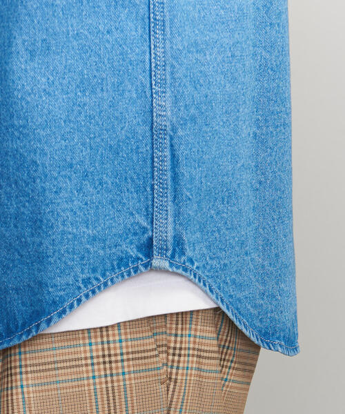 BEAUTY&YOUTH UNITED ARROWS（ビューティーアンドユースユナイテッドアローズ）の「【WEB限定】 by デニム ワイド ショートスリーブ シャツ ◆（シャツ/ブラウス・メンズ・コバルトブルー/ネイビー・L/S/M/XL）」の7枚目の写真