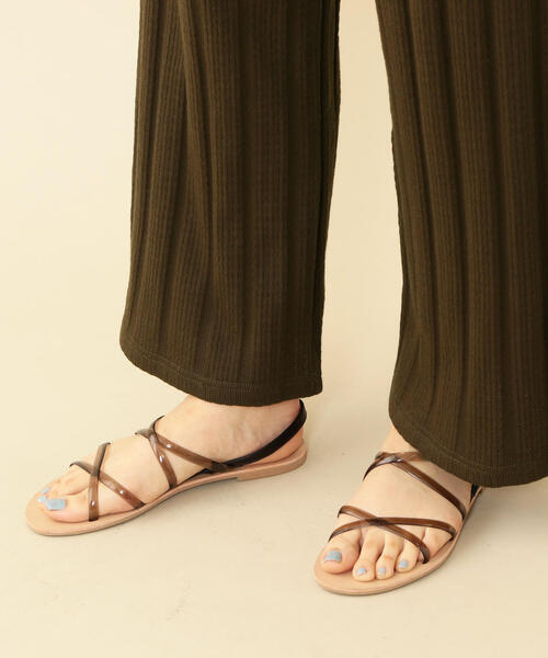 BEAUTY&YOUTH UNITED ARROWS(ビューティーアンドユースユナイテッドアローズ)の「BY∴ クリアクロスバックストラップサンダル о(サンダル・レディース・ホワイト/ブラック・35h/36h/37h/36/37)」の19枚目の写真