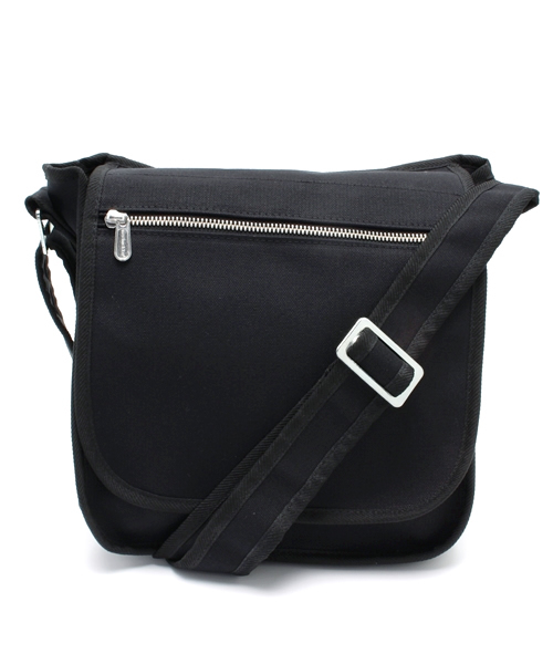 marimekko（マリメッコ）の「marimekko / mini olkalaukkuショルダーバッグ（ショルダーバッグ・レディース・ブラック/レッド/ネイビー・ONE SIZE）」の2枚目の写真