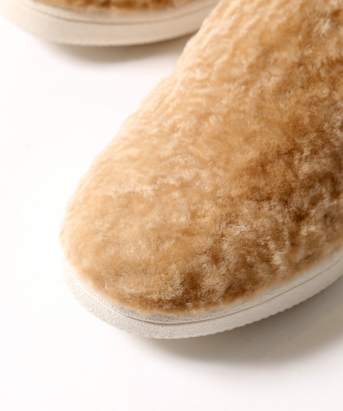 collex(コレックス)の「モコモコスリッポン(スニーカー・レディース・チャコールグレー/ベージュ・MEDIUM/LARGE)」の4枚目の写真