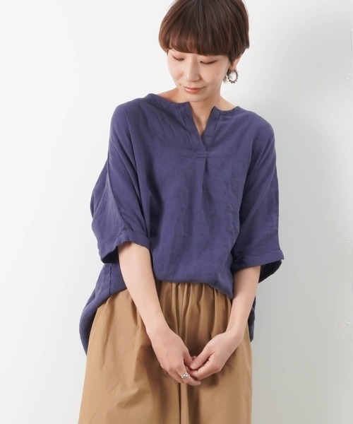 Munich(ミューニック)の「Munich ミューニック キーネック バックスリット リネンブラウス(シャツ/ブラウス)」|ネイビー