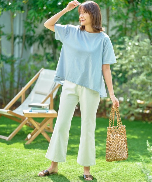 KOBE LETTUCE（コウベレタス）の「撥水加工汗染み防止AラインTシャツ　[アセリア]（Tシャツ/カットソー・レディース・チャコールグレー/ベージュ/オフホワイト/ホワイト×ブラック/ブルー系その他・FREE）」の11枚目の写真