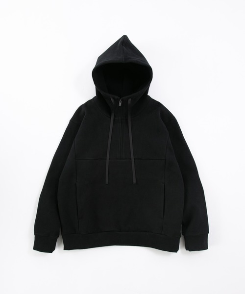 OURET(オーレット)の「硫化染ドビーストレッチ フードZIPプルオーバー(パーカー・メンズ・ブラック/テラコッタ・2/3)」の1枚目の写真