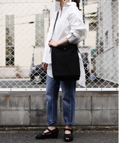 antiqua(アンティカ)の「キャンバスBAG(ショルダーバッグ・レディース・ブラック/カーキ/アイボリー・FREE)」の12枚目の写真