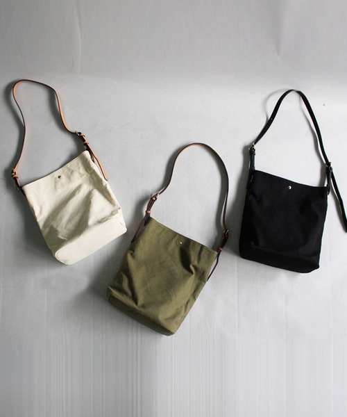antiqua(アンティカ)の「キャンバスBAG(ショルダーバッグ・レディース・ブラック/カーキ/アイボリー・FREE)」の15枚目の写真