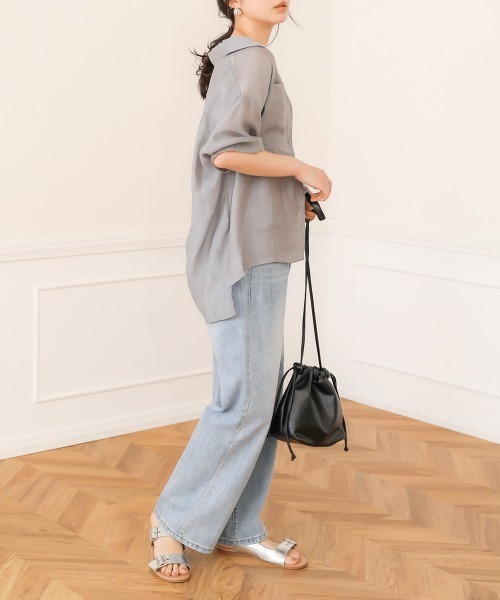 Bab（バブ）の「【WEB限定】オープンカラーシアーシャツ（シャツ/ブラウス・レディース・ミント/グレー/スモークピンク・38）」の13枚目の写真