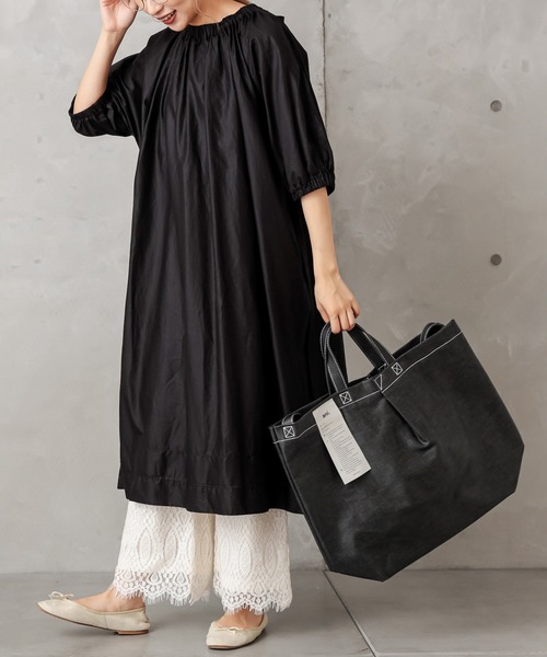 PUAL CE CIN（ピュアルセシン）の「【Du noir】ペーパー加工ワンピース（ワンピース・レディース・ブラック/グレー/キャメル・FREE）」の2枚目の写真