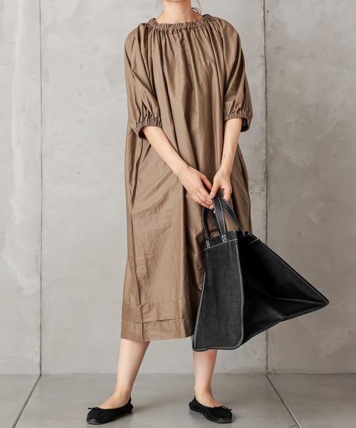 PUAL CE CIN（ピュアルセシン）の「【Du noir】ペーパー加工ワンピース（ワンピース・レディース・ブラック/グレー/キャメル・FREE）」の5枚目の写真