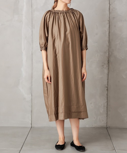 PUAL CE CIN（ピュアルセシン）の「【Du noir】ペーパー加工ワンピース（ワンピース・レディース・ブラック/グレー/キャメル・FREE）」の16枚目の写真