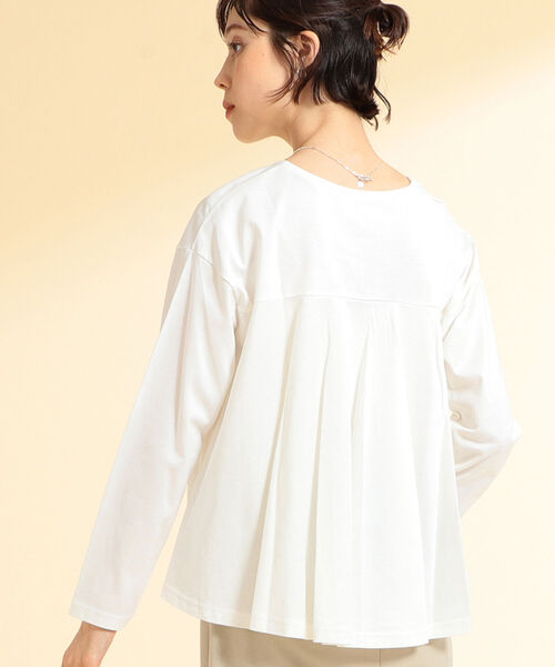 Ray BEAMS（レイビームス）の「Ray BEAMS / バック フレア ロングスリーブ Tシャツ（Tシャツ/カットソー・レディース・ホワイト/ブラック/その他・ONE SIZE）」の6枚目の写真