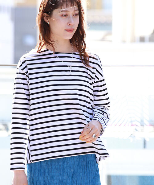 Ray BEAMS（レイビームス）の「Ray BEAMS / バック フレア ロングスリーブ Tシャツ（Tシャツ/カットソー・レディース・ホワイト/ブラック/その他・ONE SIZE）」の17枚目の写真