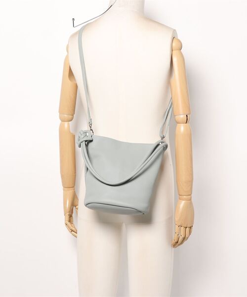 LAZY SUSAN(レイジースーザン)の「ショルダーバッグ サークルミニ(ショルダーバッグ・レディース・グレー/ブルー・FREE)」の6枚目の写真