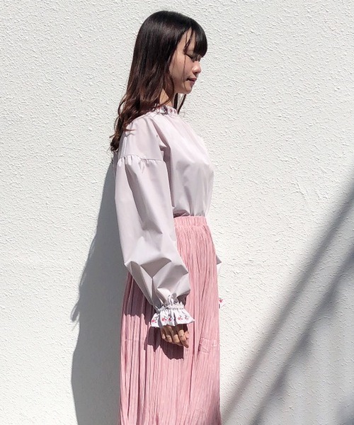 Clice de Paris(クリシェドゥパリス)の「刺繍衿ブラウス(シャツ/ブラウス・レディース・オフホワイト/グレー・ONESIZE)」の6枚目の写真