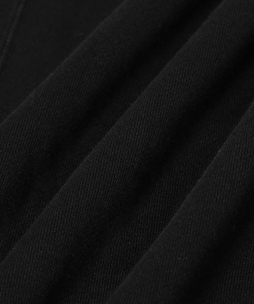 ADAM ET ROPE'（アダムエロペ）の「【一部店舗限定】グロススウェットバックジップワンピース（ワンピース・レディース・ブラック/ベージュ/ブルー・FREE）」の8枚目の写真