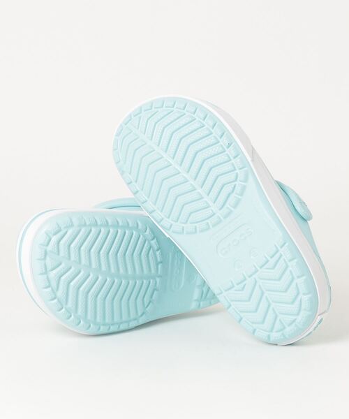 crocs（クロックス）の「クロックス crocs Crocband II IcB/Pool（サンダル・メンズ・ブルー・25.0cm/26.0cm/24.0cm/23.0cm/22.0cm）」の2枚目の写真