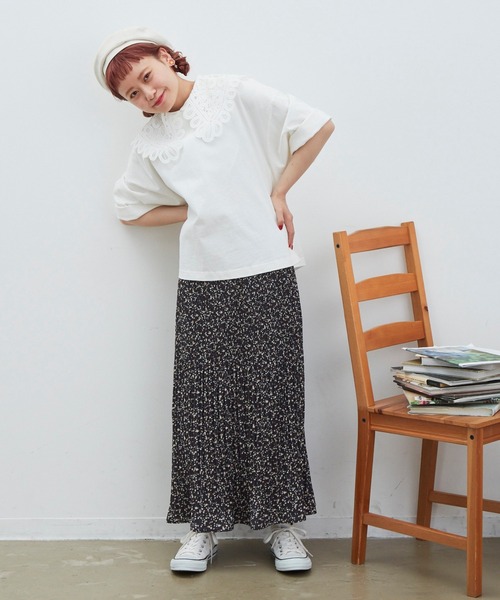 MERLOT(メルロー)の「くしゅくしゅビンテージフラワースカート(スカート・レディース・ナチュラル/ブルー・FREE)」の17枚目の写真