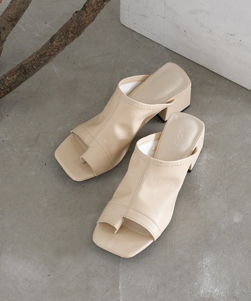 sango（sango）の「ソフトレザートングスクエアヒールサンダル（サンダル・レディース・ブラック/ダークブラウン/ベージュ/グレイッシュベージュ・M/LL/S/L/SS/3L）」の13枚目の写真