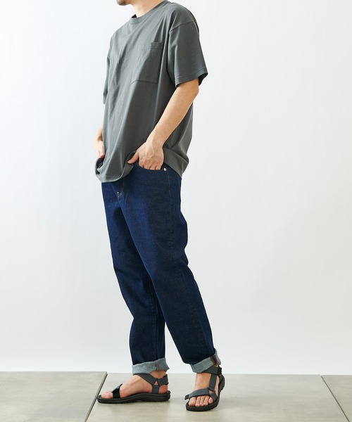 COLONY 2139（コロニートゥーワンスリーナイン）の「【ULTRA HYBRID】USAコットンポケット付半袖Ｔシャツ(ユニセックス可)（Tシャツ/カットソー・メンズ・ブラック/オフホワイト/サックスブルー/チャコールグレー/ライトグレー・MEDIUM/LARGE/X-LARGE）」の15枚目の写真