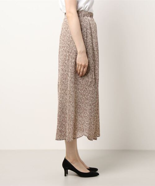 Lugnoncure（ルノンキュール）の「小花柄プリントプリーツマーメードスカート（スカート・レディース・イエロー/ブラック/ベージュ・ﾌﾘ-）」の4枚目の写真