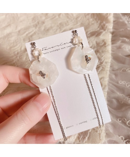 tone（トーン）の「【Favorina】shell chain ピアス(MA)（ピアス（両耳用）・レディース・その他・FREE）」の2枚目の写真