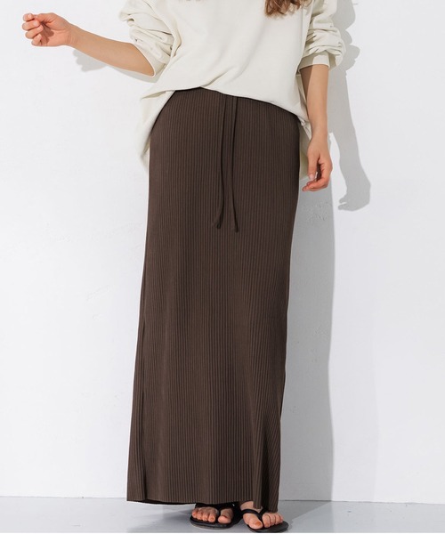 coca（coca）（コカ）の「リブIラインスカート（スカート・レディース・ブラウン/グレー系その他/ネイビー/ブラック/ライトピンク/チャコールグレー/ブルー/ベージュ・ONE SIZE）」の4枚目の写真
