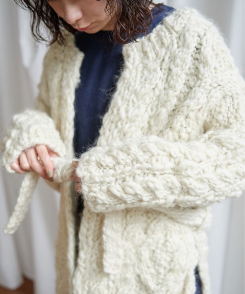 Lene（レネ）の「スラブ　オーバーカーディガン（カーディガン/ボレロ・レディース・ホワイト/マスタード・FREE）」の5枚目の写真