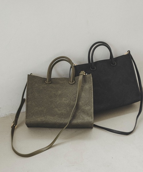 FREE'S MART（フリーズマート）の「◆エンボスペイズリーバッグ（ショルダーバッグ・レディース・ブラウン/ホワイト/ブラック/カーキ・ﾌﾘ-）」の17枚目の写真