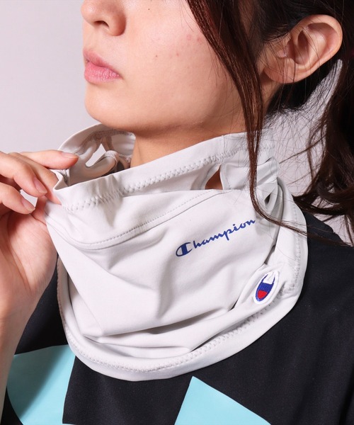 Champion(チャンピオン)の「【Champion】3WAY ネックウエア(EL)(スポーツグッズ・レディース・ブラック/ネイビー/グレー/ブルー・ONE SIZE)」の8枚目の写真