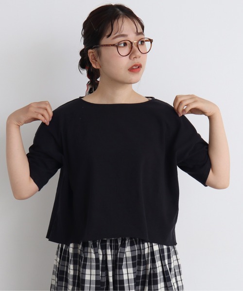 aimer le mieux(エメルミュー)の「aimer ショート丈 製品染めボートネックプルオーバー(Tシャツ/カットソー・レディース・ブラック/ブラウン/イエロー/アイボリー/ボルドー・FREE)」の3枚目の写真