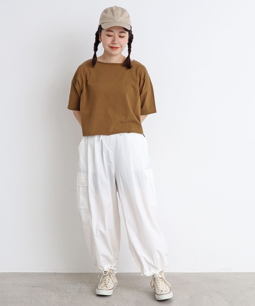 aimer le mieux(エメルミュー)の「aimer ショート丈 製品染めボートネックプルオーバー(Tシャツ/カットソー・レディース・ブラック/ブラウン/イエロー/アイボリー/ボルドー・FREE)」の21枚目の写真
