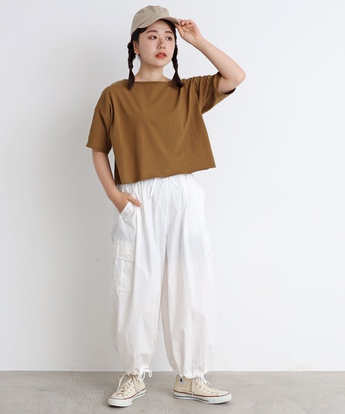 aimer le mieux(エメルミュー)の「aimer ショート丈 製品染めボートネックプルオーバー(Tシャツ/カットソー・レディース・ブラック/ブラウン/イエロー/アイボリー/ボルドー・FREE)」の15枚目の写真