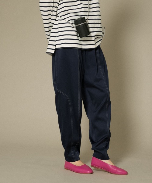 KBF(ケイビーエフ)の「配色ステッチカーブパンツ(その他パンツ・レディース・ネイビー/ブラウン/パープル・ONE)」の8枚目の写真