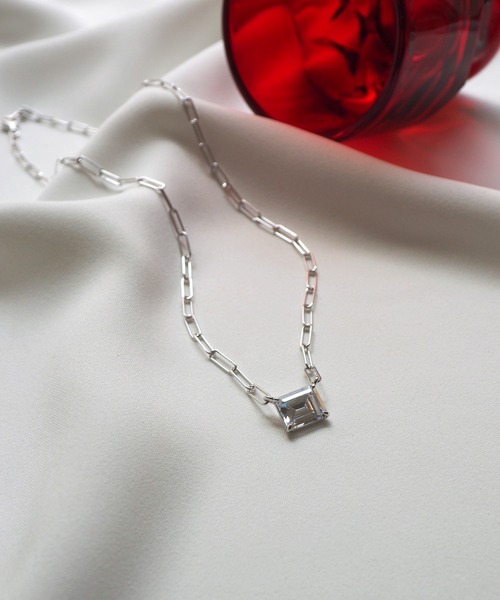 Jenny BY IMMANOEL(ジェニーバイイマノエル)の「silver925 スクエアクリスタルガラスチェーンネックレス(ネックレス・レディース・ゴールド/シルバー/ピンクゴールド・FREE)」の2枚目の写真