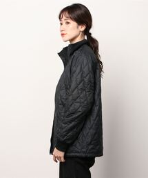 adidas（アディダス）の「アディカラー クラシックス キルト