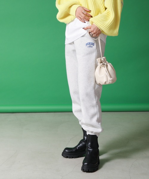 frames RAY CASSIN（フレームスレイカズン）の「【WEB限定】ロゴスウェット裏起毛ジョガーパンツ[セットアップ着用可]（スウェットパンツ・レディース・ピンク/杢グレー/スミクロ・FREE）」の21枚目の写真