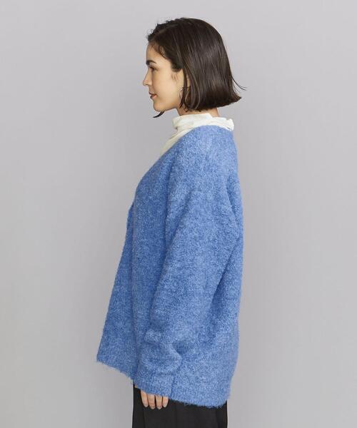 BEAUTY&YOUTH UNITED ARROWS(ビューティーアンドユースユナイテッドアローズ)の「BY ループヤーン Vネック ビッグ カーディガン(カーディガン/ボレロ・レディース・ライトブルー/ブラック/オフホワイト・FREE)」の9枚目の写真