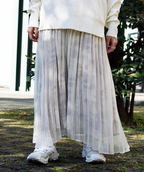 AVIREX（アヴィレックス）の「PLEATED CHIFFON CAMO PRINT  SKIRT/ プリーツシフォンカモプリントスカート（スカート・レディース・その他/DK.Gray/White・FREE）」の3枚目の写真