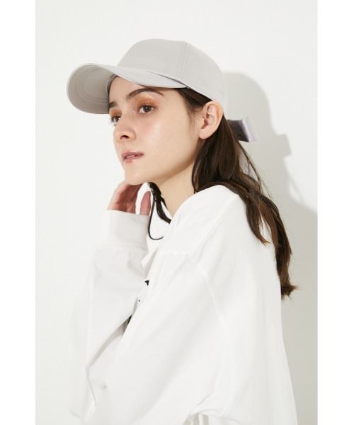 rienda(リエンダ)の「バックリボンサテンキャップ(キャップ・レディース・シルバー/ダークグレー・FREE)」の2枚目の写真