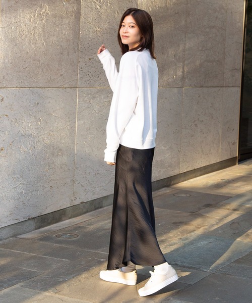 le coq sportif（ルコックスポルティフ）の「エアロンスウェットクルーネック レディース ウェア ジャージ スウェット トレーニング トレーニングウェア スポーツウェア（スウェット・レディース・ブラック/杢グレー/ホワイト/グレイッシュブルー/オレンジ・XL/M/S/L）」の9枚目の写真