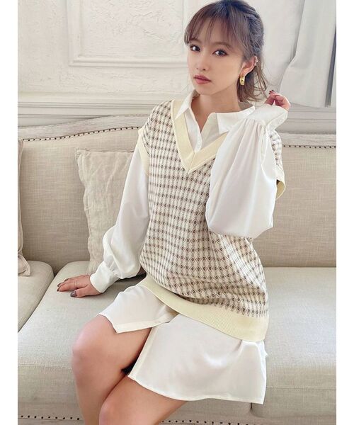 RESEXXY(リゼクシー)の「ルーズニットベスト(ベスト・レディース・ブラック/アイボリー/ベージュ・FREE)」の6枚目の写真